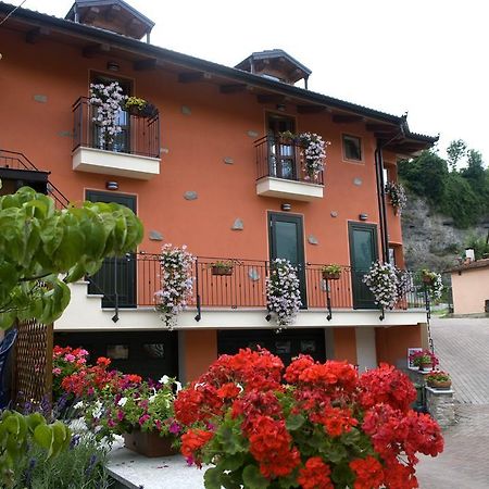 Bed and Breakfast Al Paschè à Dronero Extérieur photo