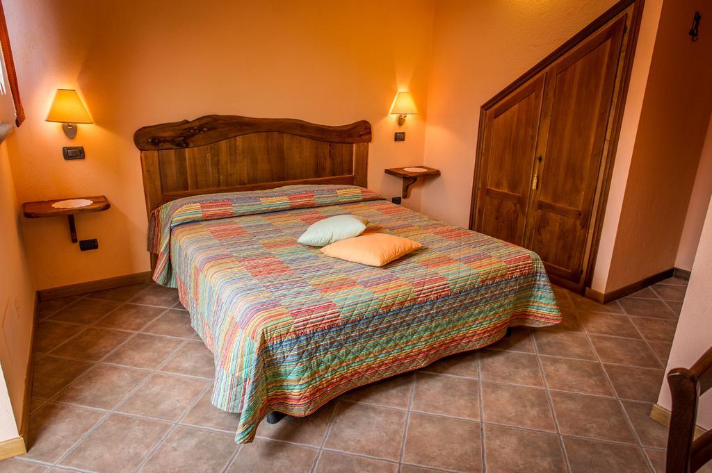 Bed and Breakfast Al Paschè à Dronero Chambre photo